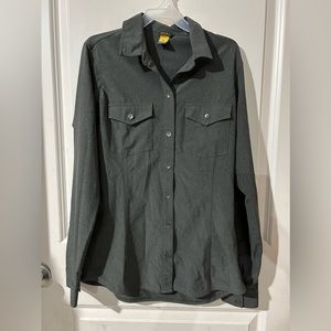 Women’s Eddie Bauer, long sleeve, button up, stretchy and lightweight